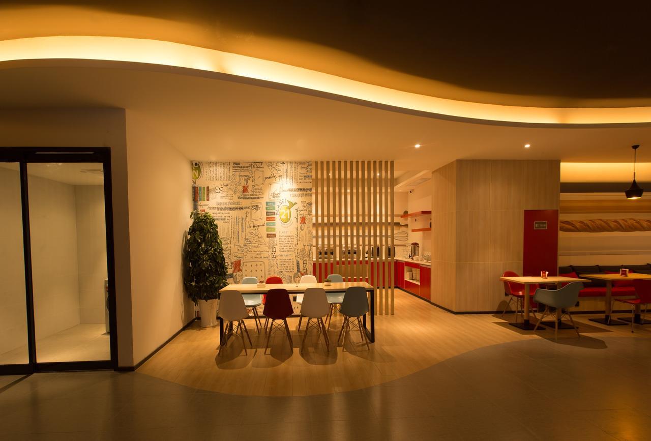 Ibis Xi'An North Train Station Executive Center Hotel Ngoại thất bức ảnh