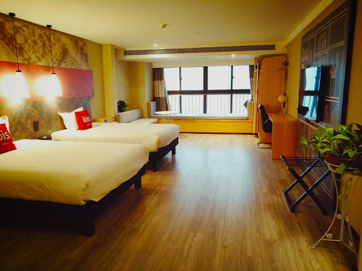 Ibis Xi'An North Train Station Executive Center Hotel Ngoại thất bức ảnh