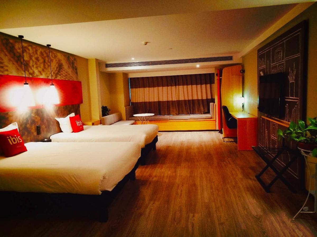 Ibis Xi'An North Train Station Executive Center Hotel Ngoại thất bức ảnh