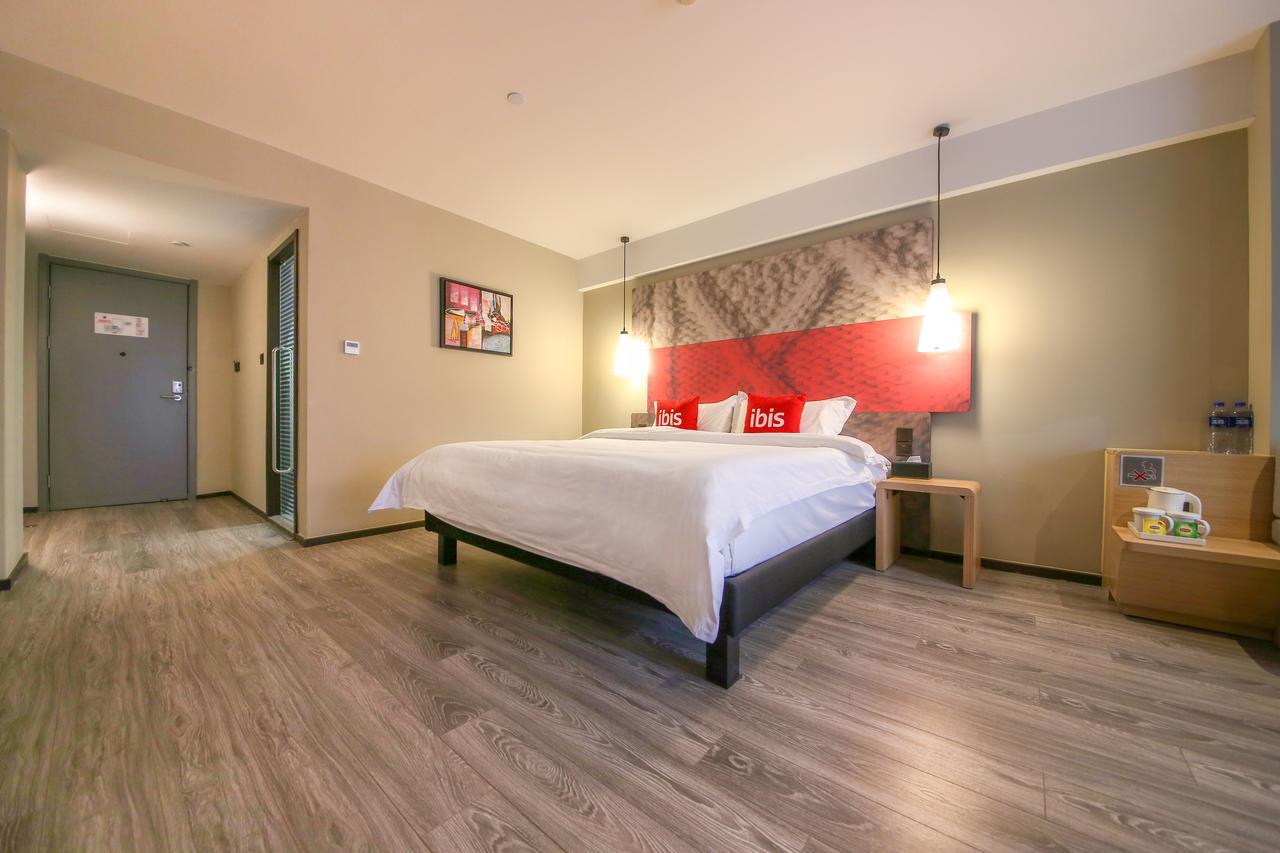 Ibis Xi'An North Train Station Executive Center Hotel Ngoại thất bức ảnh