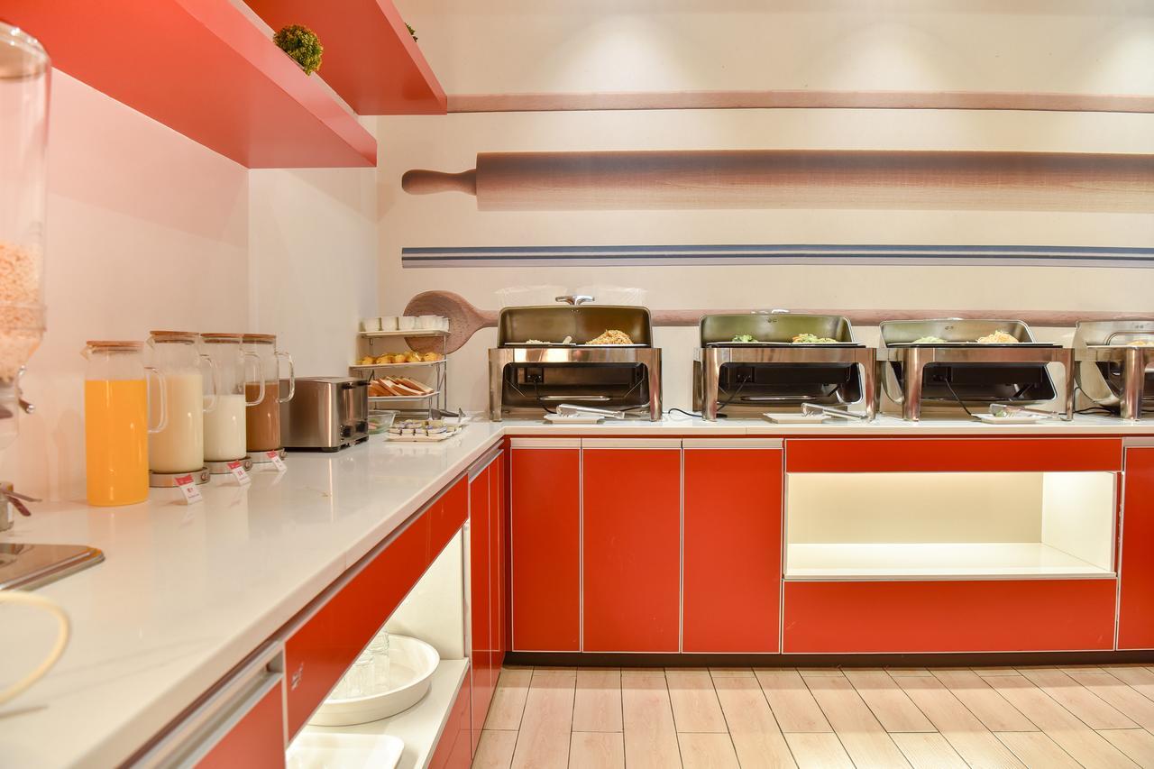 Ibis Xi'An North Train Station Executive Center Hotel Ngoại thất bức ảnh