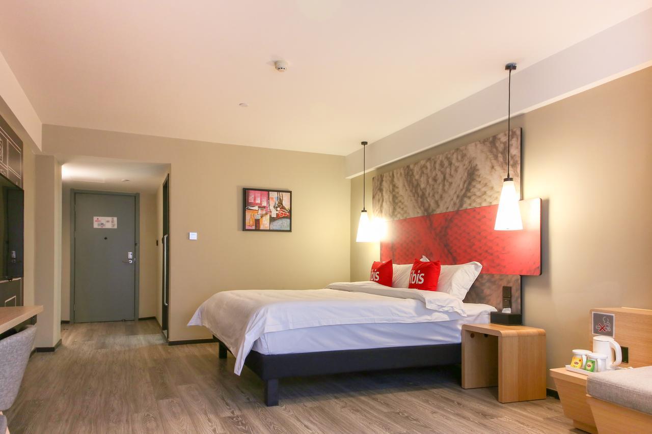 Ibis Xi'An North Train Station Executive Center Hotel Ngoại thất bức ảnh